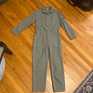 Old Navy Army Green Jumpsuit Size M